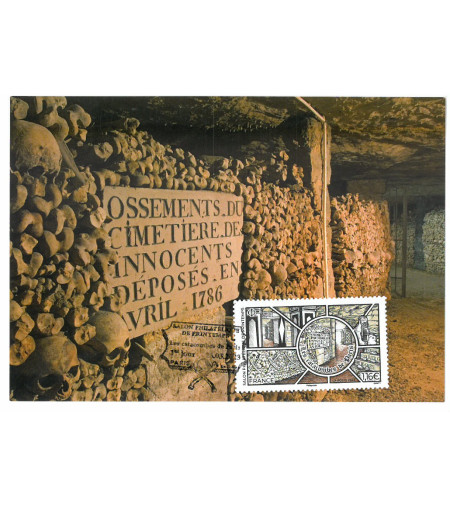 LES CATACOMBES DE PARIS